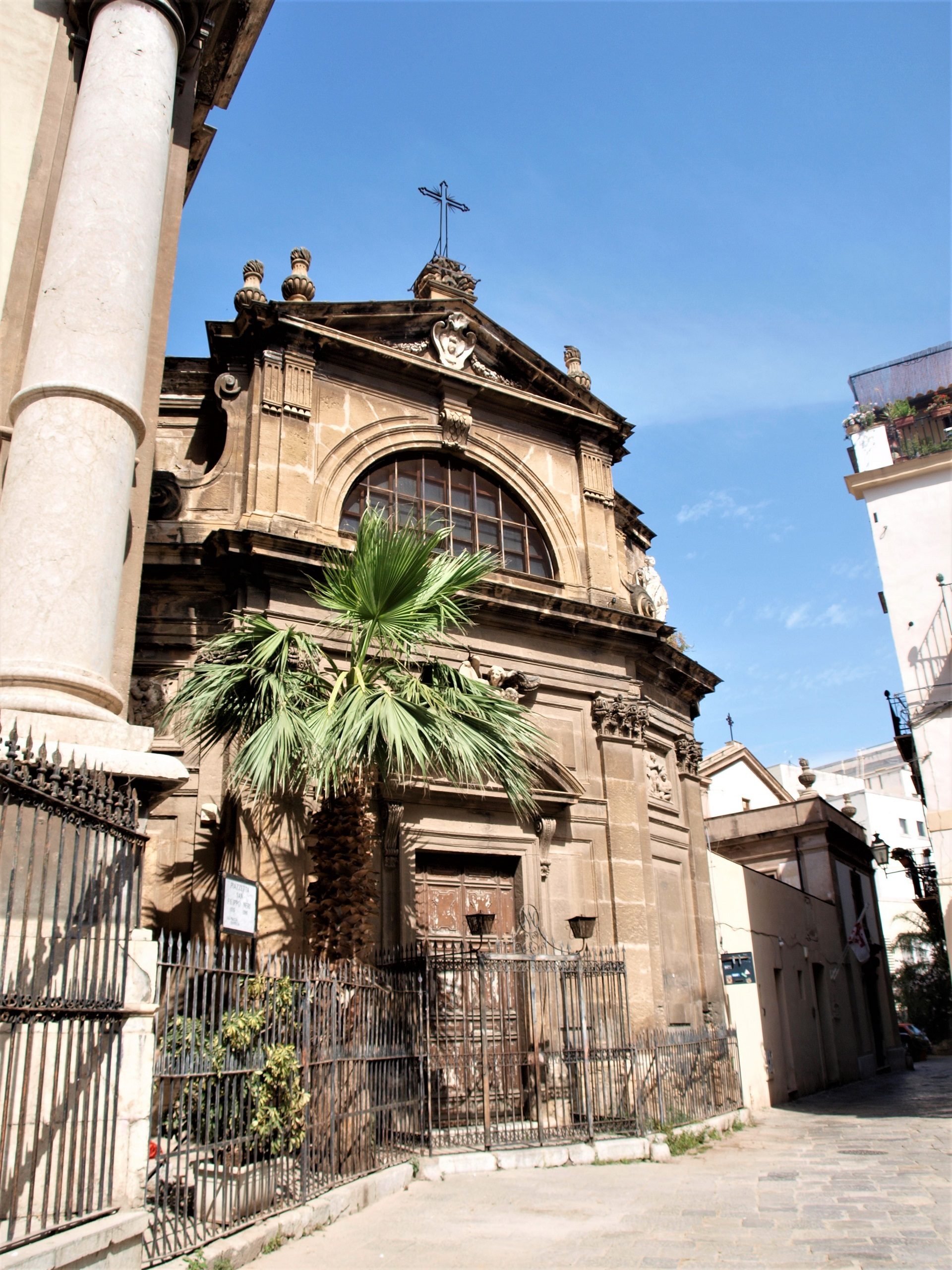 zwiedzanie Sycylii, co zobaczyć w Palermo, stary kościół, włoskie zabytki