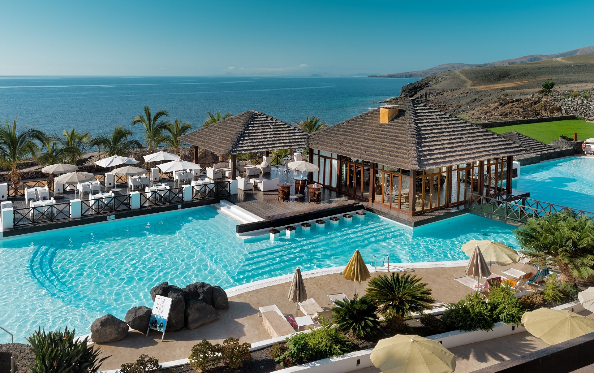 Hotele na Lanzarote, wakacje na Wyspach Kanaryjskich, wczasy na Kanarach, tylko dla dorosłych, hotele bez dzieci