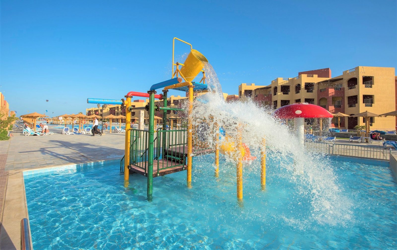 hotele w Egipcie, gdzie na wakacje z dziećmi, urlop z rodziną, najlepsze all inclusive, aquapark dla dzieci