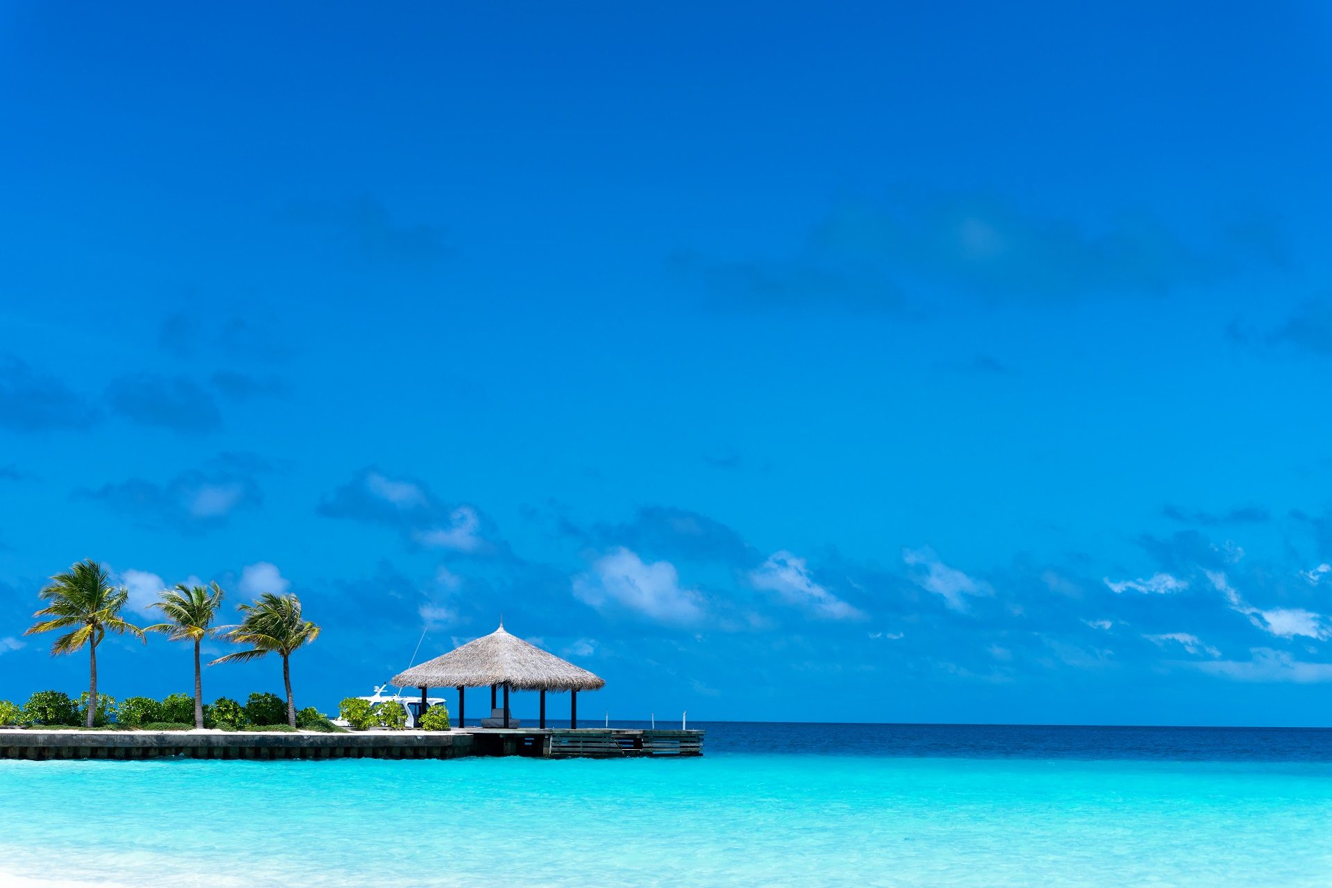 egzotyka, wakacje 2020, hotele na Malediwach, wakacje w Omanie, wczasy na Madagaskarze
