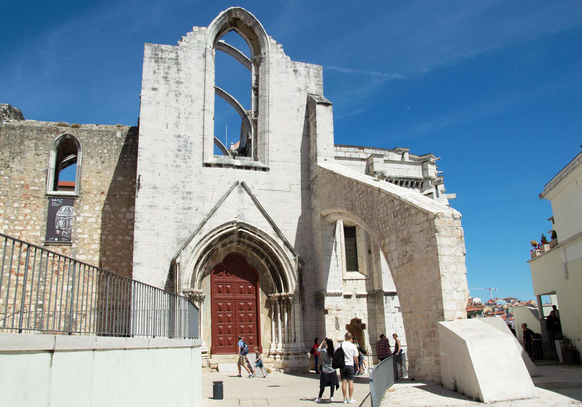 Ruiny Convento do Carmo