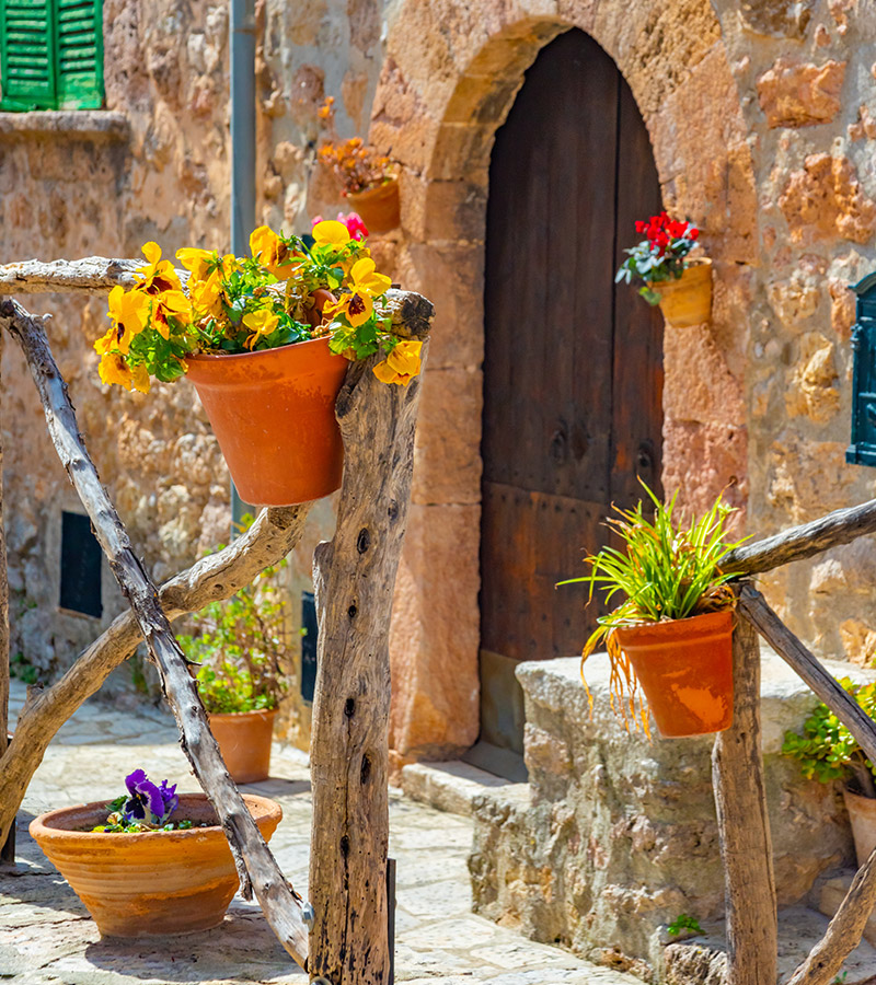 Uliczki w Valldemossie na Majorce