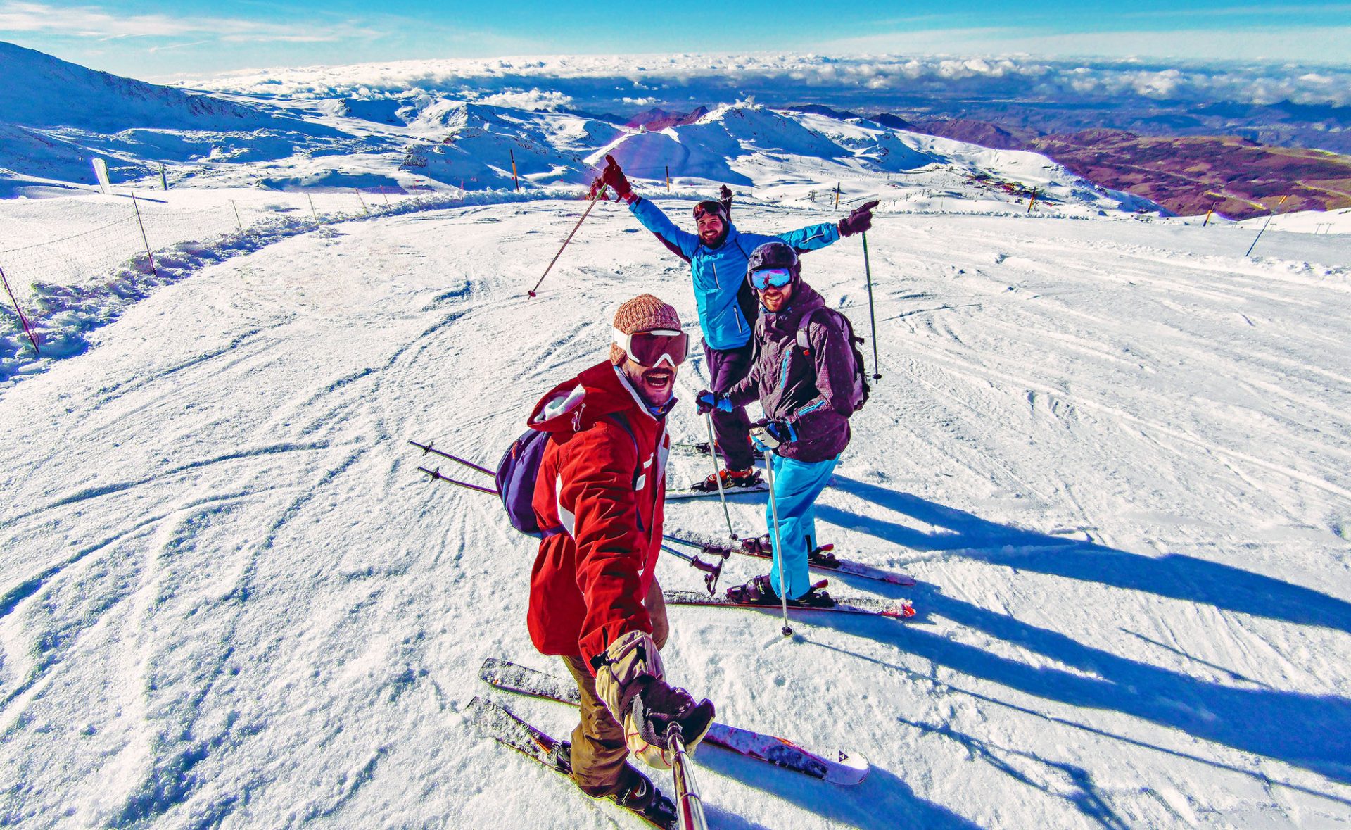 Sezon narciarski w Granadzie Hiszpania selfie na stoku