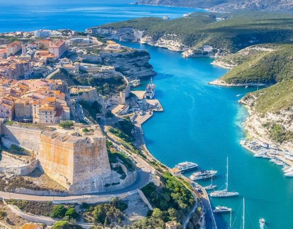 Korsyka – co zobaczyć na wyspie Napoleona Bonaparte 